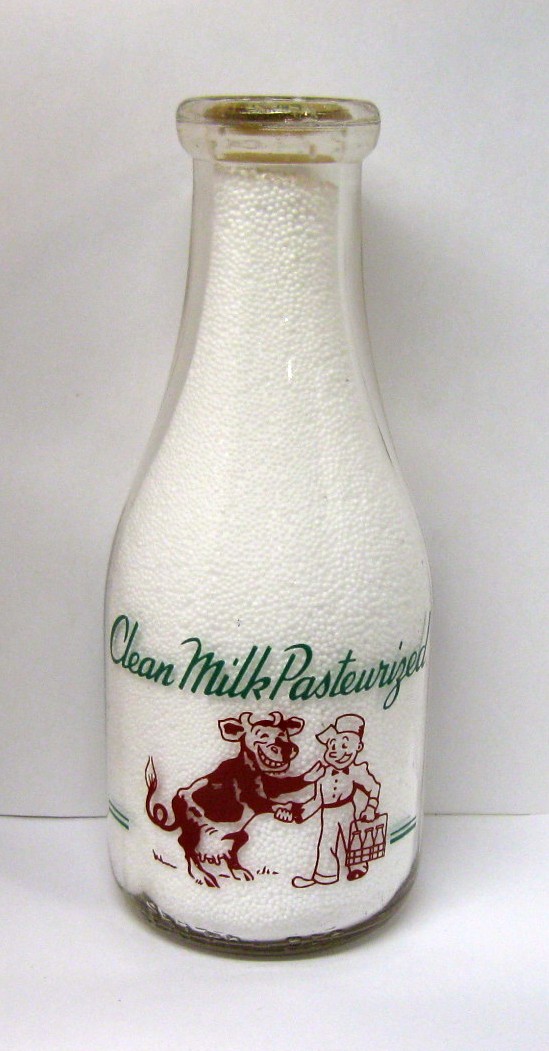 CUTE small Milk Bottle Sanida Dairy Farm Erie PA 1/2 pint nice paint